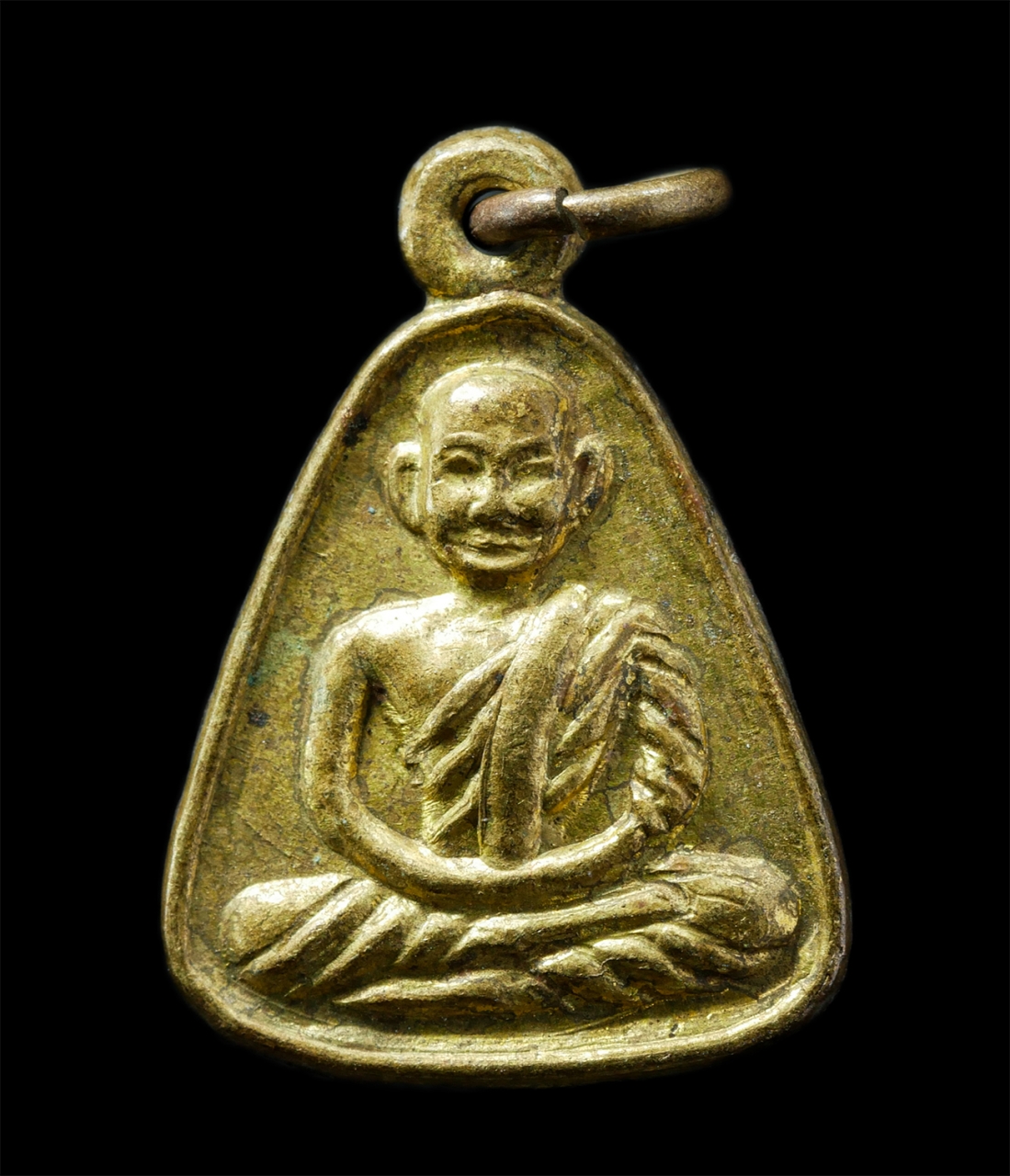 15Jul25 (129)p.jpg - เหรียญจอบเล็ก หลวงพ่อเงิน วัดบางคลาน จ.พิจิตร รุ่นเททองหล่อพระประธาน หลวงพ่อเปรื่อง ฐิตปุญฺโญ สร้างปี2537 เนื้อทองเหลือง พระเก่าสวย มวลสารดี พิธีใหญ่  [..] | https://kamulet.in.th